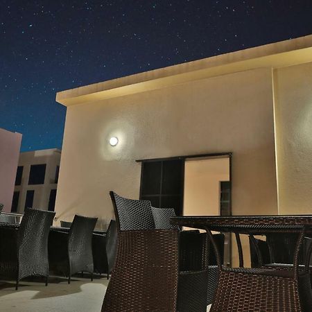 Clear Sky Inn Хулхумале Экстерьер фото